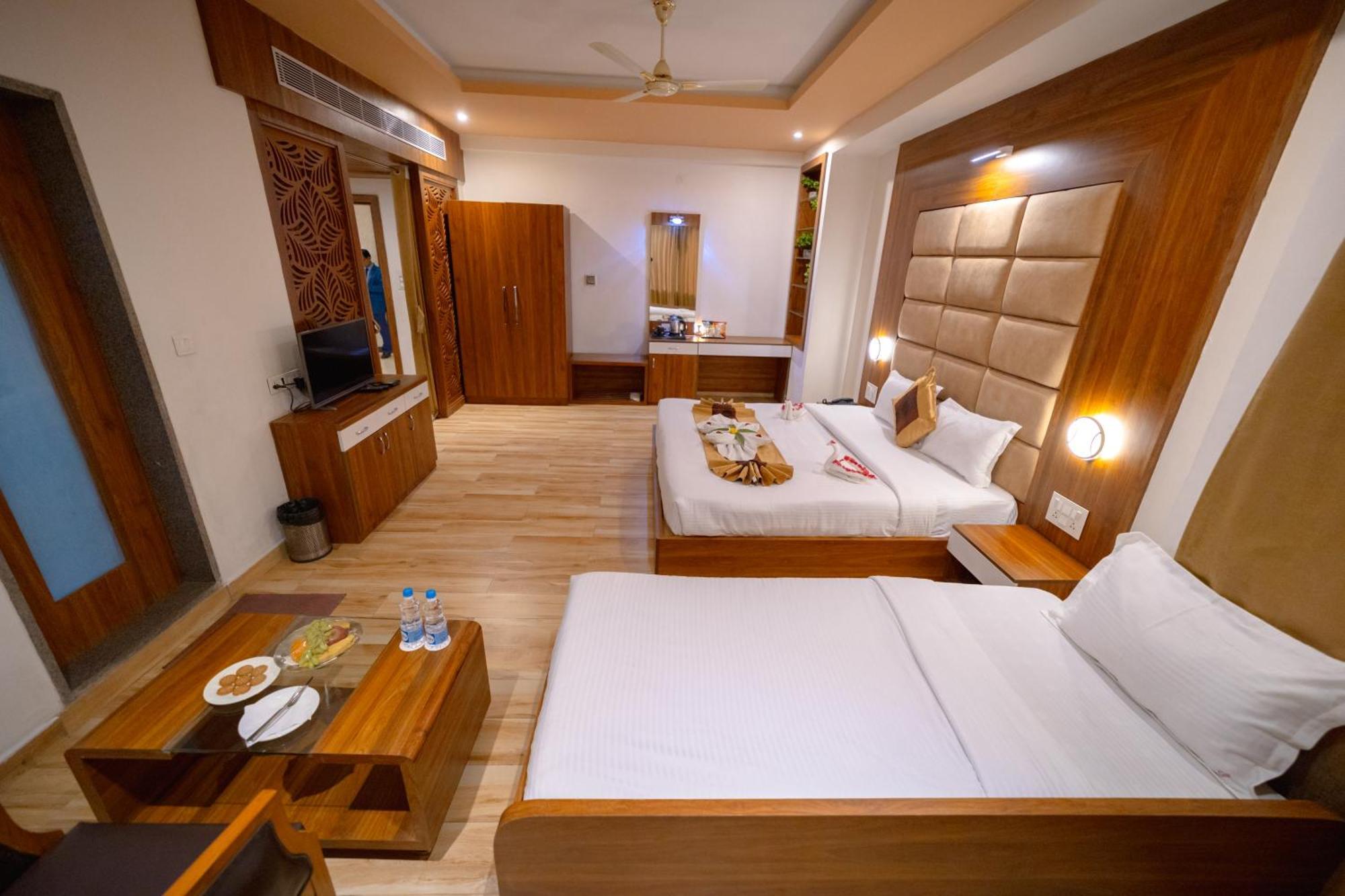 Gold Nest Rubystone Heritage Udaipur Esterno foto